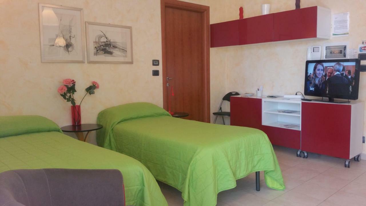 B&Bleterrazze Boutiquehotel2-Torino Ciriè Kültér fotó